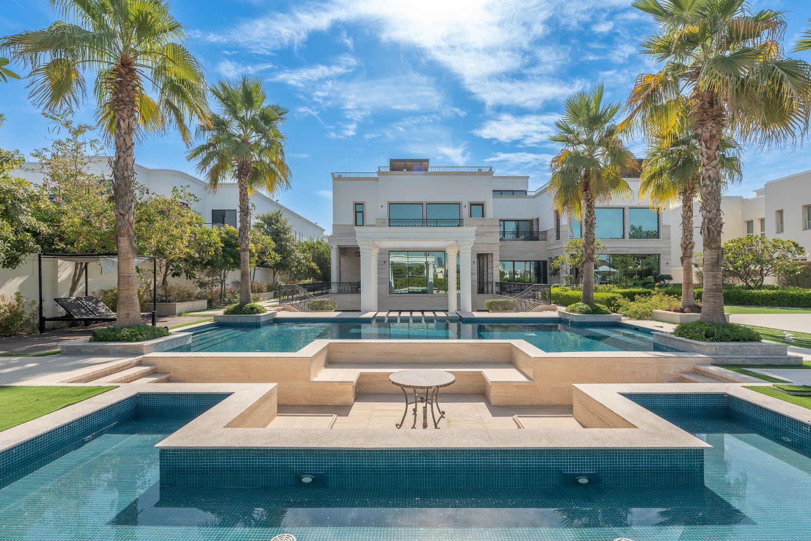 Best Villas for Sale in Emirates Hills